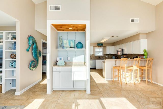 4406 Tampico Way, Galveston, TX 77554