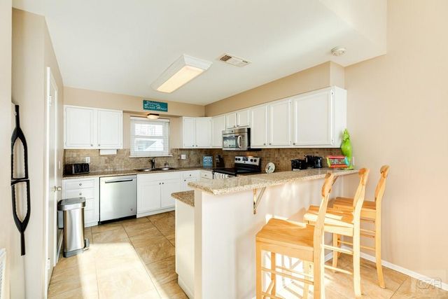 4406 Tampico Way, Galveston, TX 77554