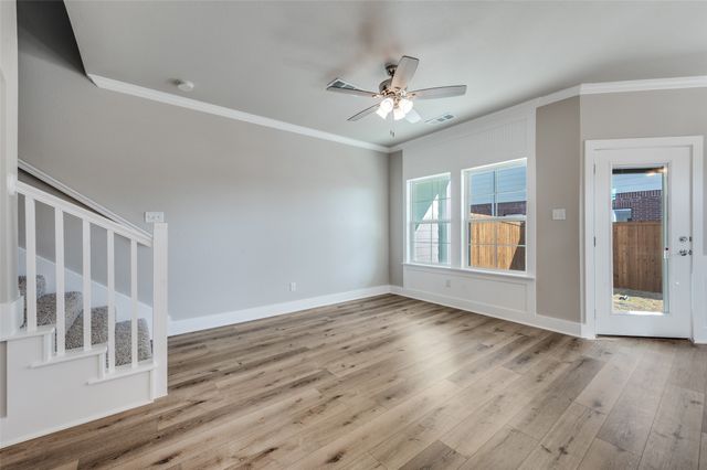 106 Market Street, Lake Dallas, TX 75065