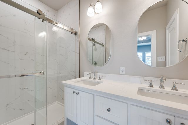 106 Market Street, Lake Dallas, TX 75065