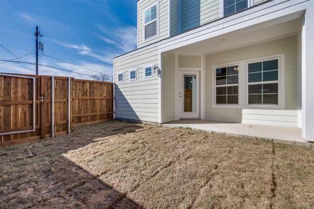 106 Market Street, Lake Dallas, TX 75065