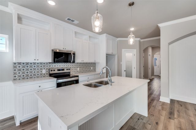 106 Market Street, Lake Dallas, TX 75065