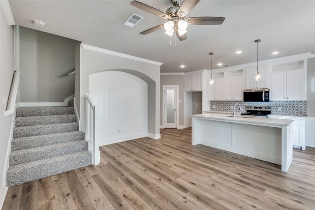 106 Market Street, Lake Dallas, TX 75065