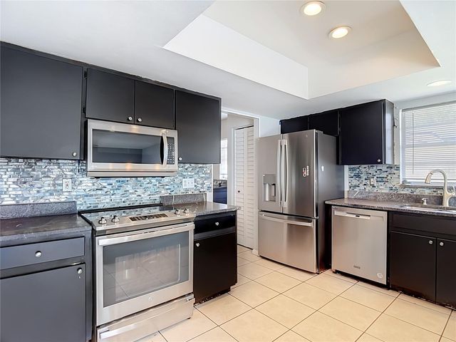 740 CALIENTE DRIVE, Brandon, FL 33511
