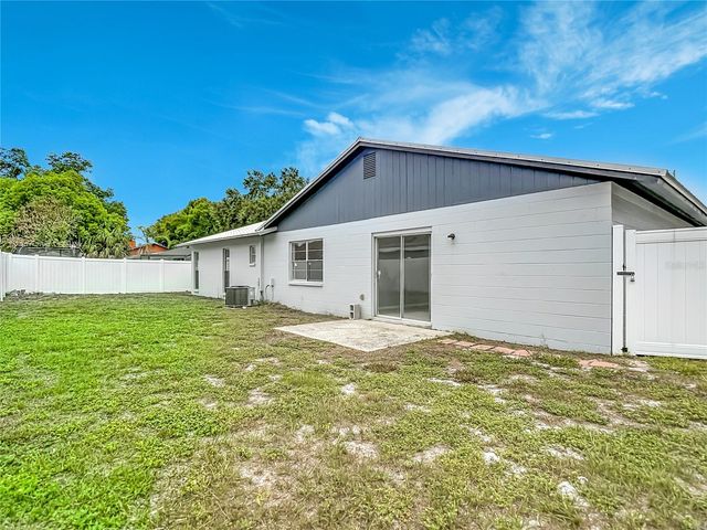 740 CALIENTE DRIVE, Brandon, FL 33511
