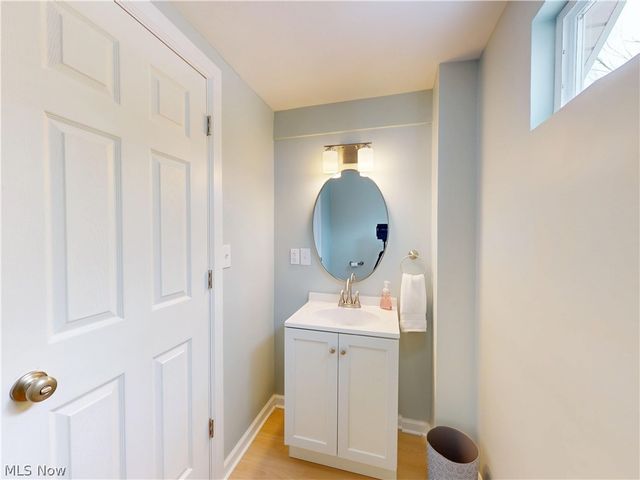 2894 Lost Nation Road, Willoughby, OH 44094