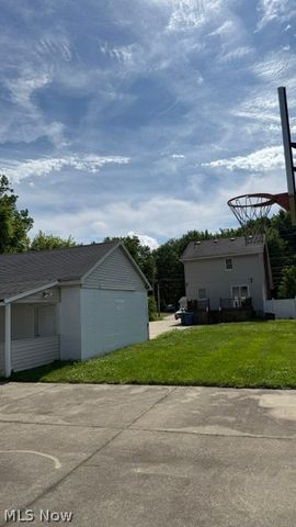 2894 Lost Nation Road, Willoughby, OH 44094