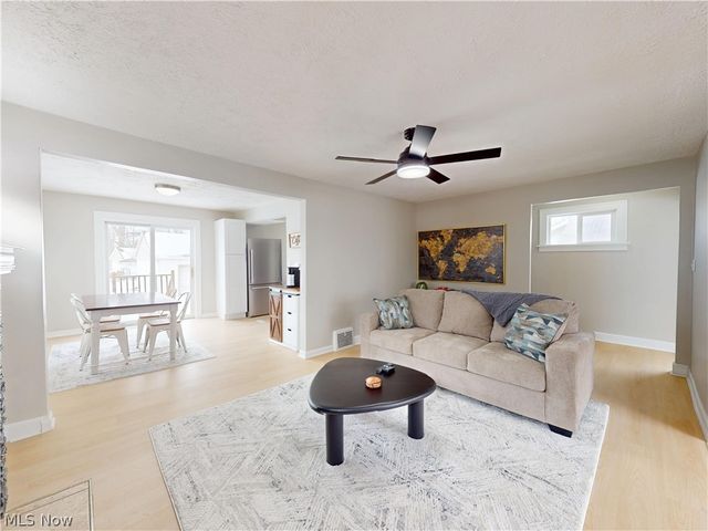 2894 Lost Nation Road, Willoughby, OH 44094