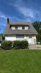 2894 Lost Nation Road, Willoughby, OH 44094