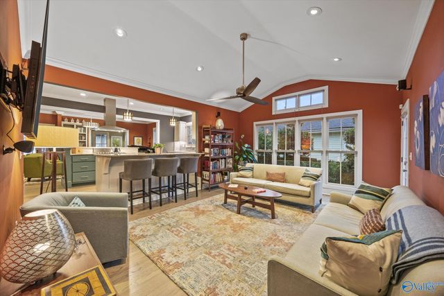 809 Wells Avenue SE, Huntsville, AL 35801