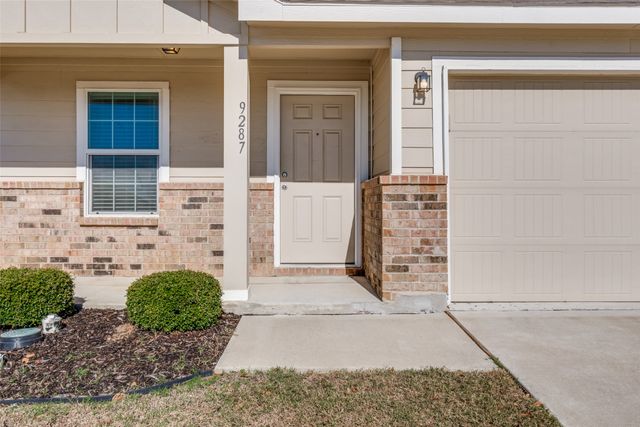9287 Summerlee Street, Dallas, TX 75227