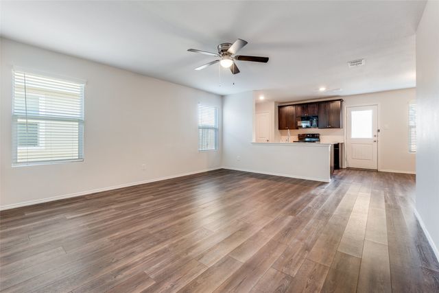 9287 Summerlee Street, Dallas, TX 75227