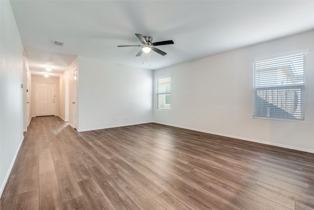 9287 Summerlee Street, Dallas, TX 75227