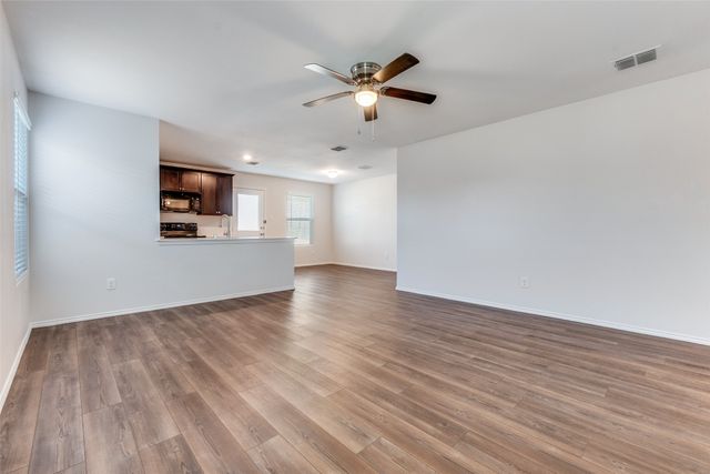 9287 Summerlee Street, Dallas, TX 75227