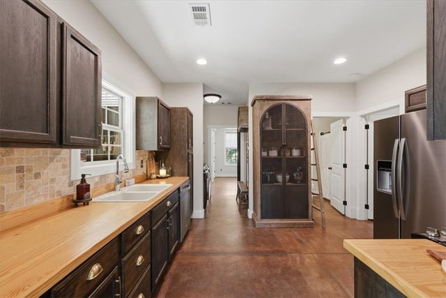 150 Rodgers Road, Seneca, SC 29678