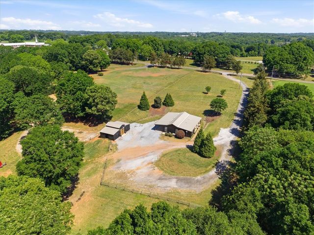 150 Rodgers Road, Seneca, SC 29678