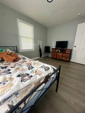 5080 Russell Lane, Greenwood, IN 46143