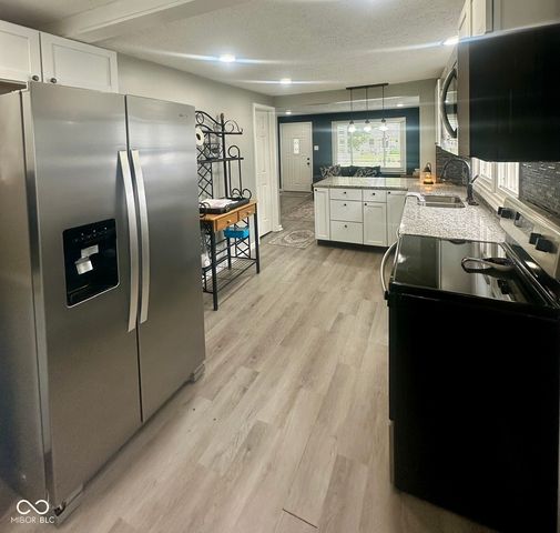 5080 Russell Lane, Greenwood, IN 46143
