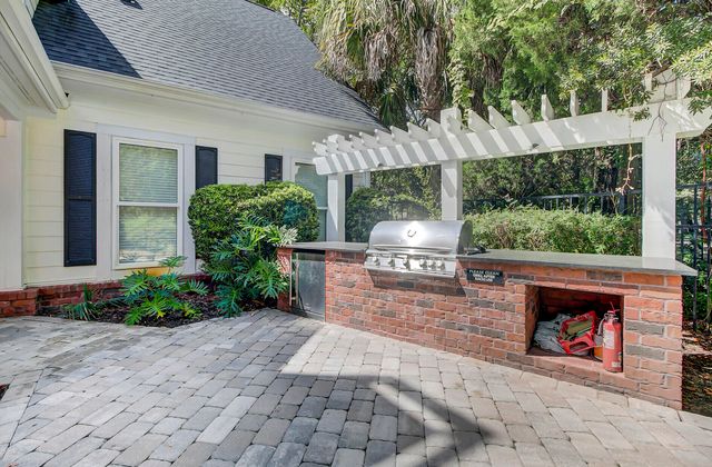 45 Sycamore Avenue Apt 926, Charleston, SC 29407