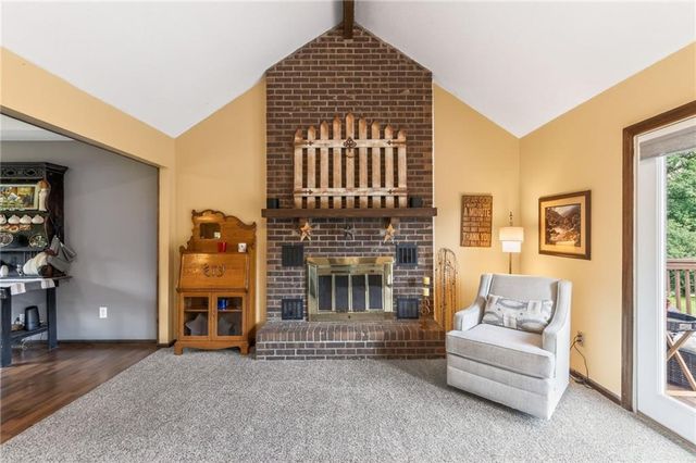 13016 Spring Road, Liberty, MO 64068