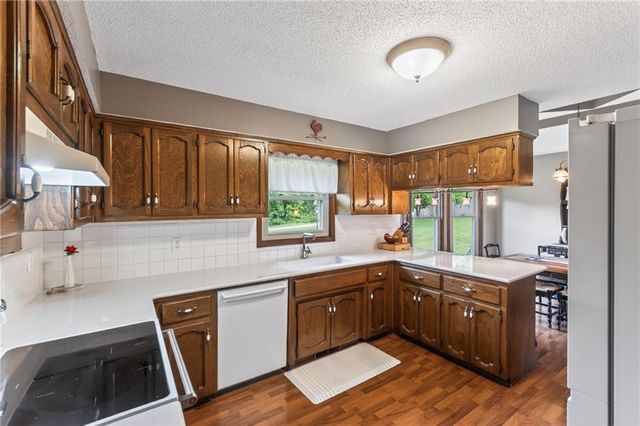 13016 Spring Road, Liberty, MO 64068