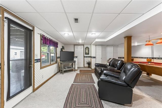 13016 Spring Road, Liberty, MO 64068