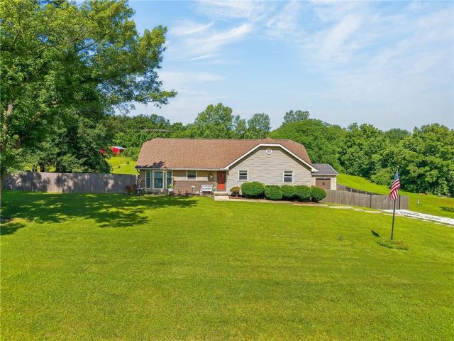 13016 Spring Road, Liberty, MO 64068