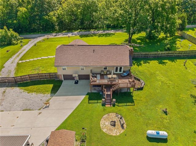 13016 Spring Road, Liberty, MO 64068