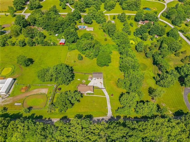 13016 Spring Road, Liberty, MO 64068