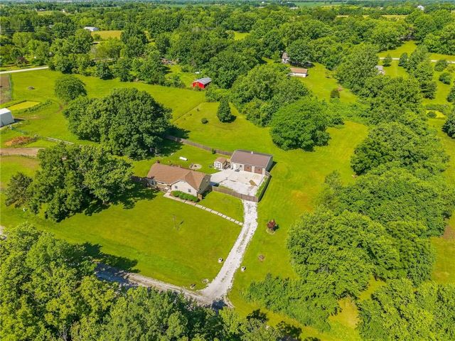 13016 Spring Road, Liberty, MO 64068
