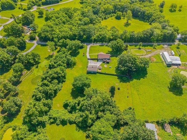 13016 Spring Road, Liberty, MO 64068