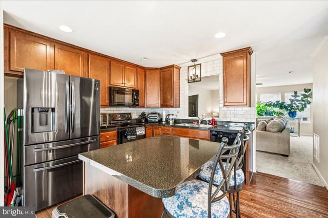 24 VENTURA WAY, Hedgesville, WV 25427