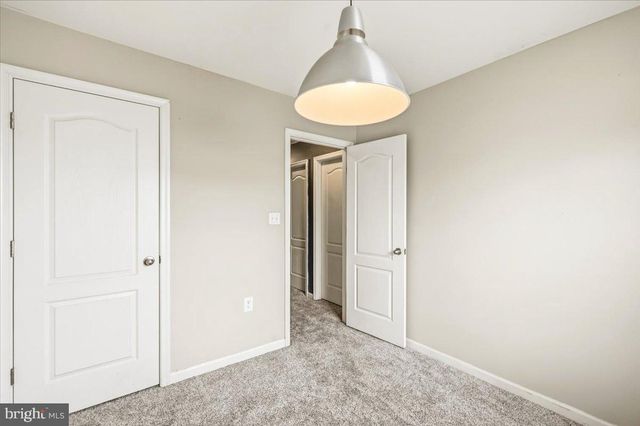 24 VENTURA WAY, Hedgesville, WV 25427