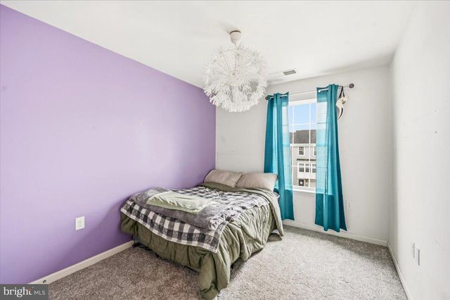 24 VENTURA WAY, Hedgesville, WV 25427