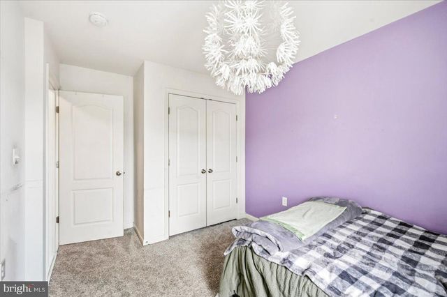 24 VENTURA WAY, Hedgesville, WV 25427