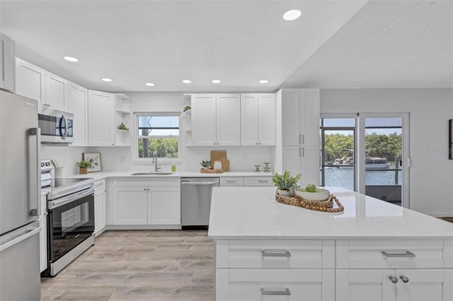 8817 BAY POINTE DRIVE 107, Tampa, FL 33615