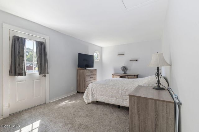 470 N Main Street, Gloversville, NY 12078