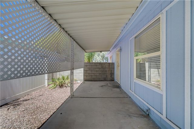 5842 Sassy Rose Drive, Las Vegas, NV 89122