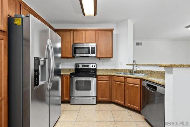 3845 Elijah 624, San Diego, CA 92130