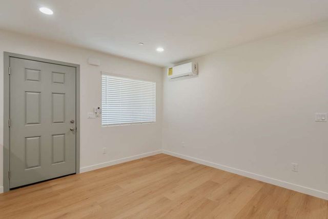 1806 8th St B, Alhambra, CA 91803