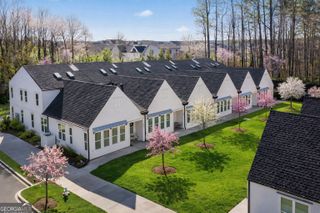 308 Chardonnay Way, Woodstock, GA 30188