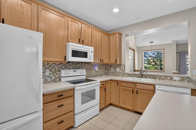 13893 54th Avenue N, Plymouth, MN 55446