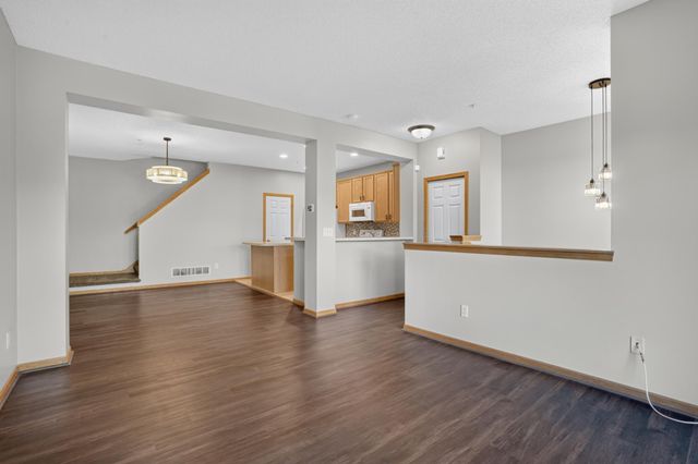 13893 54th Avenue N, Plymouth, MN 55446