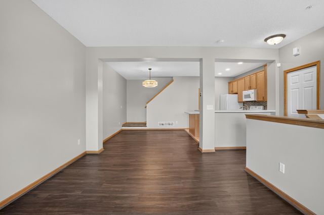 13893 54th Avenue N, Plymouth, MN 55446