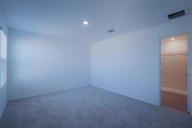 308 Cowpoke DR, Jarrell, TX 76537