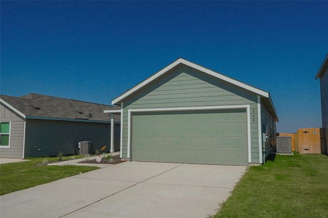 308 Cowpoke DR, Jarrell, TX 76537