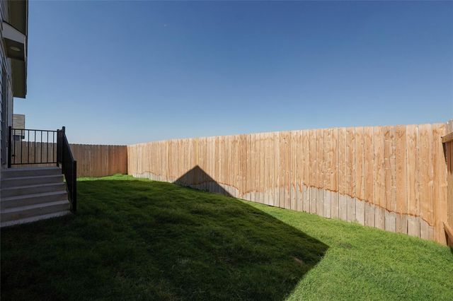 308 Cowpoke DR, Jarrell, TX 76537