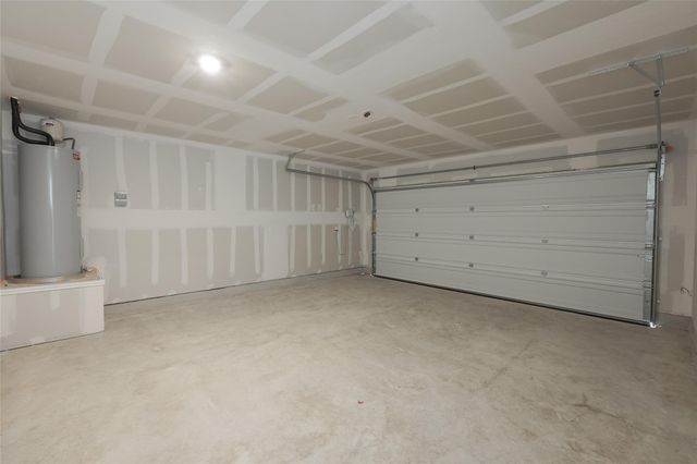 308 Cowpoke DR, Jarrell, TX 76537