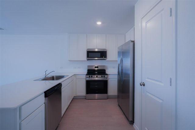 308 Cowpoke DR, Jarrell, TX 76537