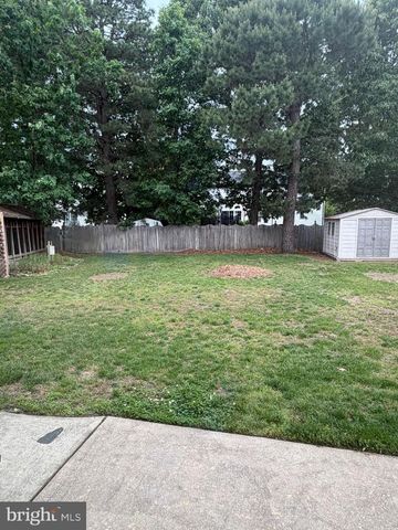 14 WOOD THRUSH AVE, Sicklerville, NJ 08081